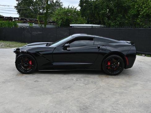 Used 2017 Chevrolet Corvette Stingray Coupe w/ Carbon Flash Badge Package RWD image 7