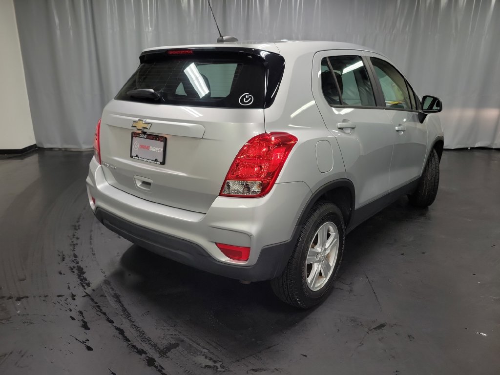 Used 2017 Chevrolet Trax LS AWD/4WD image 9