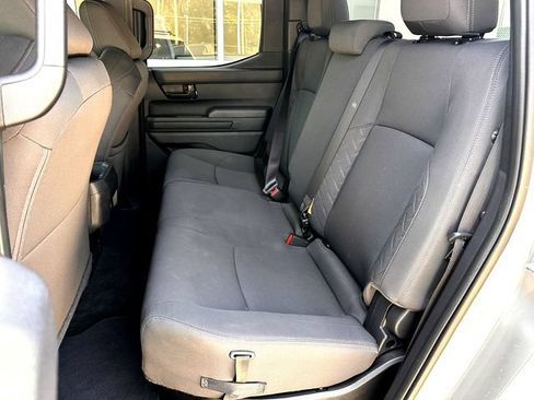 Certified 2024 Toyota Tacoma SR AWD/4WD image 18
