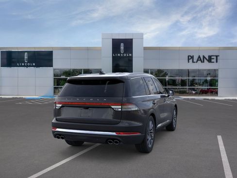 New 2026 Lincoln Aviator 2WD image 8