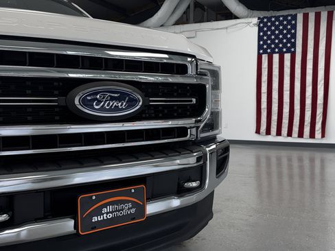 Used 2022 Ford F250 Lariat w/ Lariat Ultimate Package AWD/4WD image 10