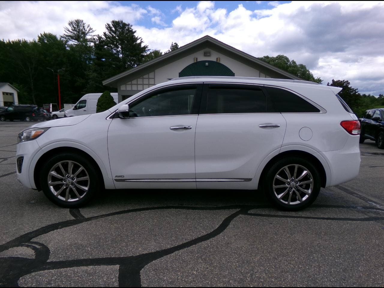 Used 2016 Kia Sorento SX w/ SXL Technology Package AWD/4WD image 2