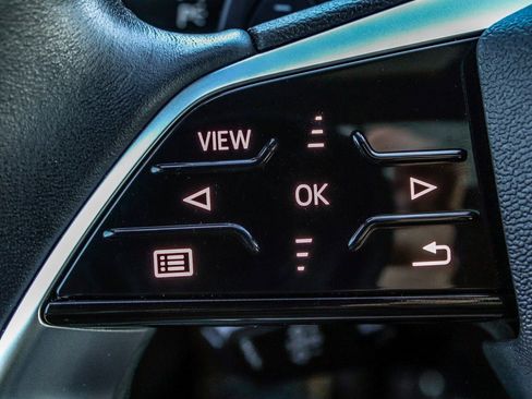 Used 2023 Audi Q4 e-tron Premium Plus w/ Premium Plus image 28