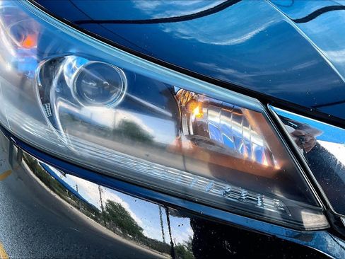 Used 2015 Honda Accord EX image 28