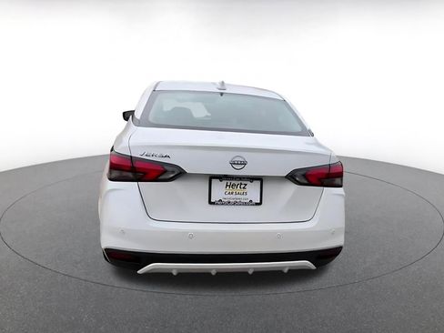 Used 2025 Nissan Versa SV image 12