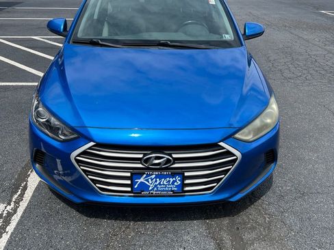 Used 2017 Hyundai Elantra SE FWD image 9