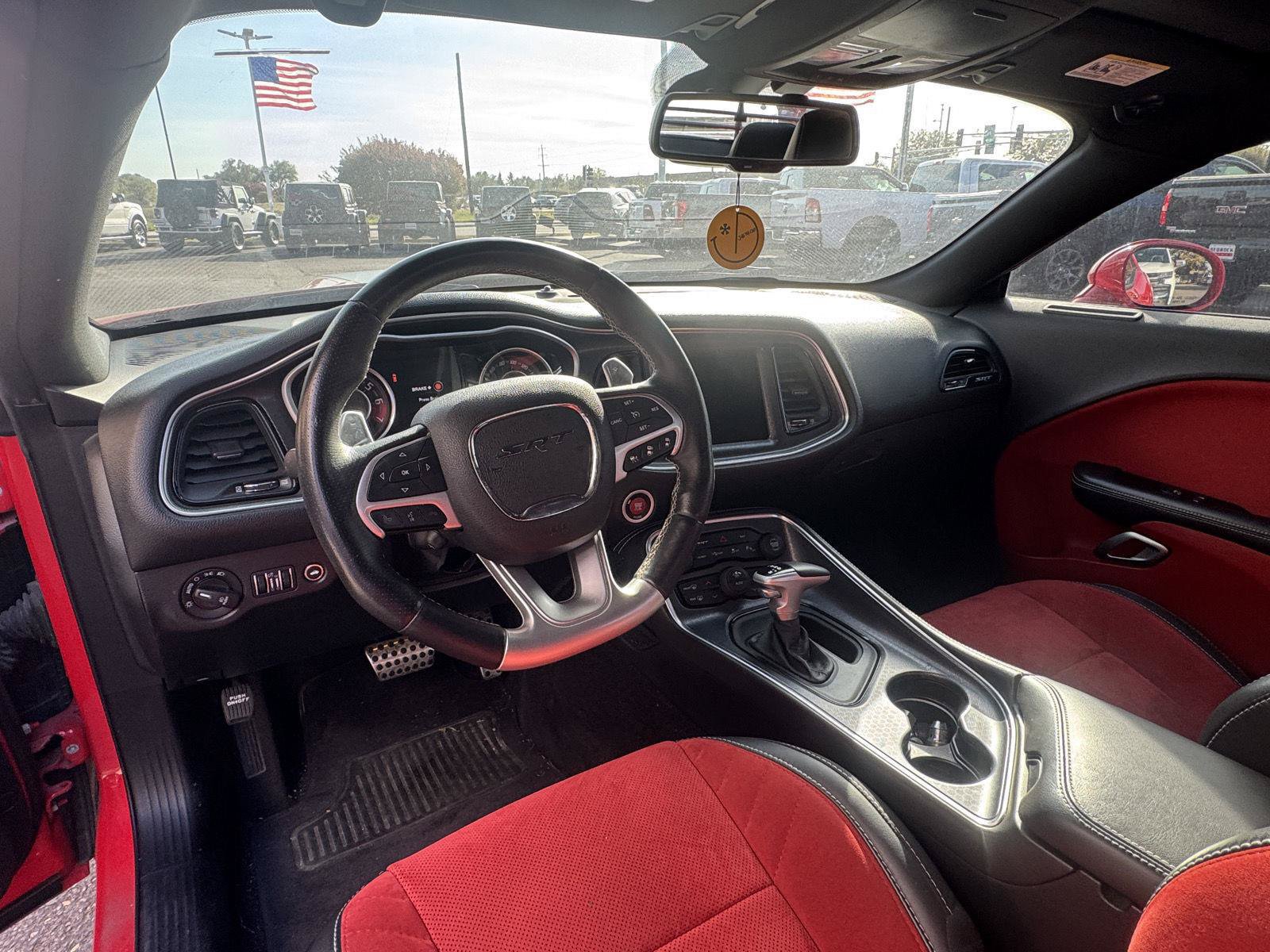 Used 2016 Dodge Challenger SRT w/ Technology Group RWD image 3