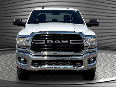 Used 2021 RAM 2500 Big Horn w/ Level 1 Equipment Group AWD/4WD image 2