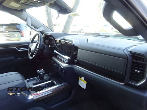 New 2026 Chevrolet Silverado 1500 LT Trail Boss w/ Convenience Package II image 16