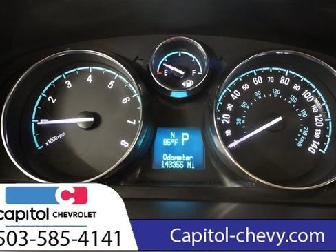Used 2014 Chevrolet Captiva Sport LT w/ Convenience Package FWD image 18