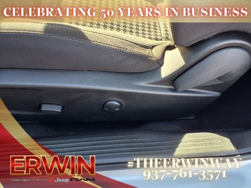 Certified 2022 Dodge Challenger R/T image 7