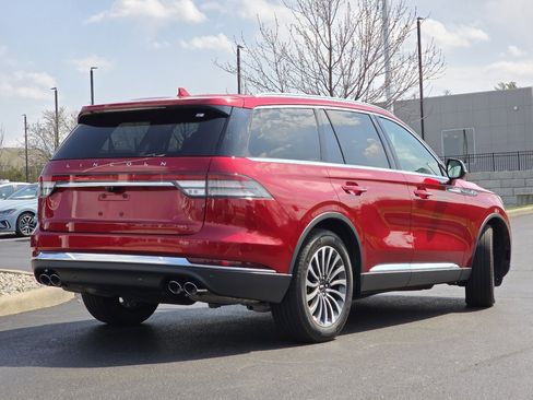 Used 2020 Lincoln Aviator Reserve RWD image 28