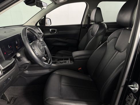 Used 2024 Kia Sorento S image 22