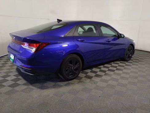 Used 2023 Hyundai Elantra SEL FWD image 10