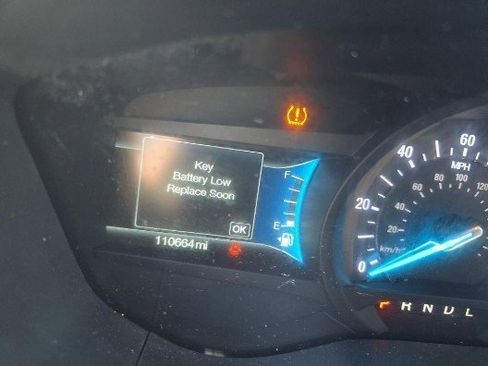 Used 2019 Ford Fusion SE image 5