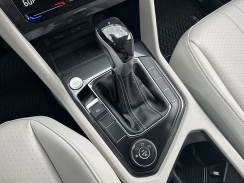 Certified 2023 Volkswagen Tiguan SE AWD/4WD image 15