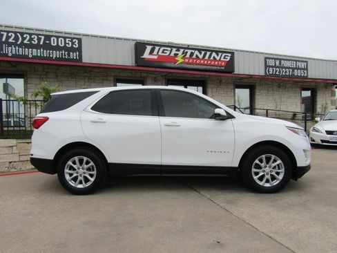 Used 2019 Chevrolet Equinox LT FWD image 5