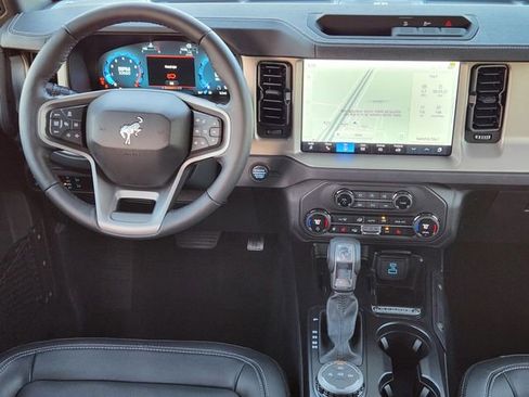 New 2025 Ford Bronco Outer Banks image 28
