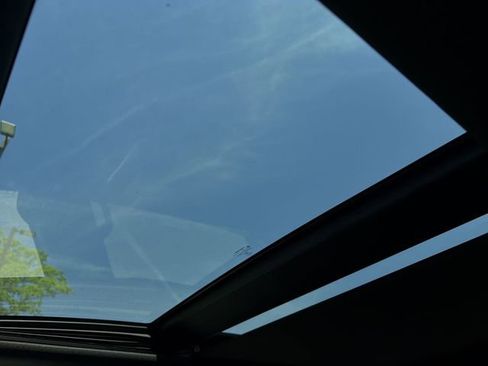 New 2026 Chrysler Pacifica Limited image 21