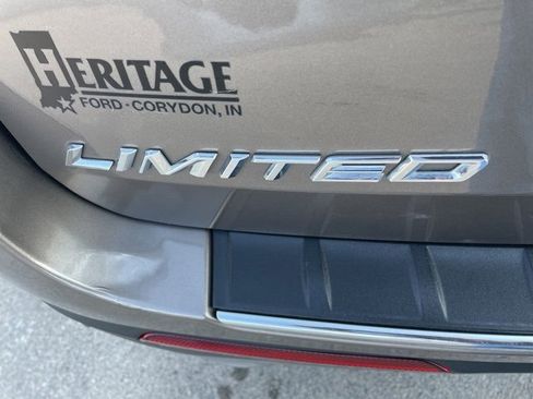 Used 2021 Ford Explorer Limited w/ Equipment Group 301A image 10