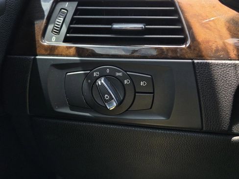 Used 2013 BMW 328i Convertible RWD image 16