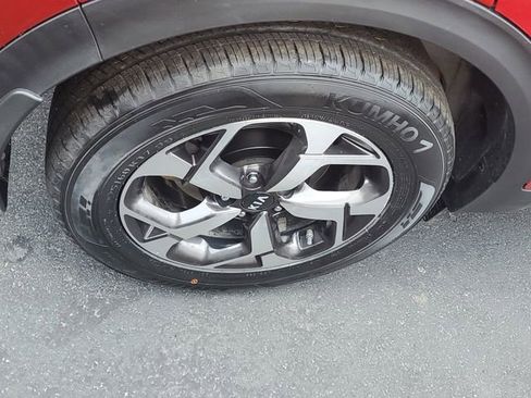 Used 2020 Kia Sportage LX image 5