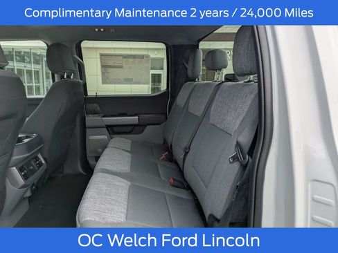 New 2026 Ford F250 XLT w/ XLT Premium Package AWD/4WD image 8
