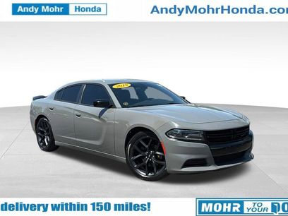 Used 2019 Dodge Charger SXT w/ Blacktop Package