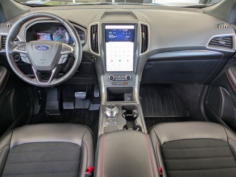 Certified 2024 Ford Edge ST-Line AWD/4WD image 16