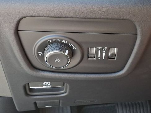 Used 2025 Jeep Grand Cherokee L Summit AWD/4WD image 25