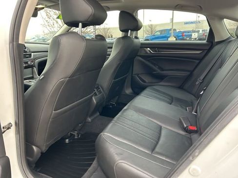 Used 2019 Honda Accord Touring image 24