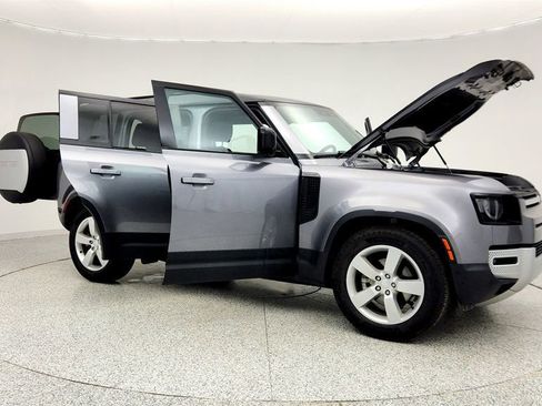 Used 2023 Land Rover Defender 110 S image 10