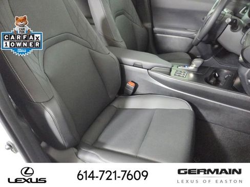 Certified 2025 Lexus UX 300h AWD image 29