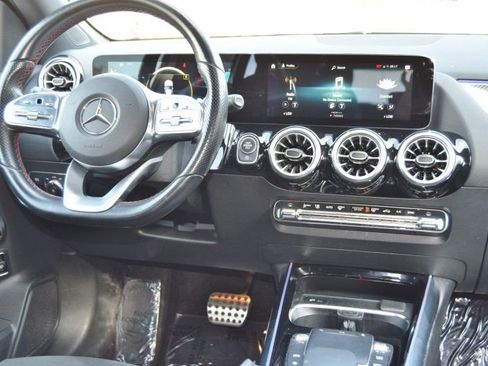 Used 2022 Mercedes-Benz GLA 35 AMG 4MATIC image 34