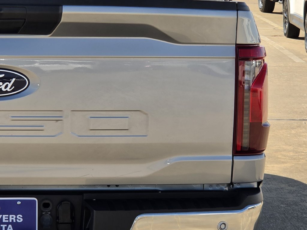 Used 2025 Ford F150 XLT w/ Equipment Group 301A Standard AWD/4WD image 9