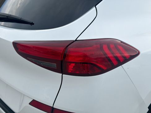Used 2021 Hyundai Tucson SE FWD image 24