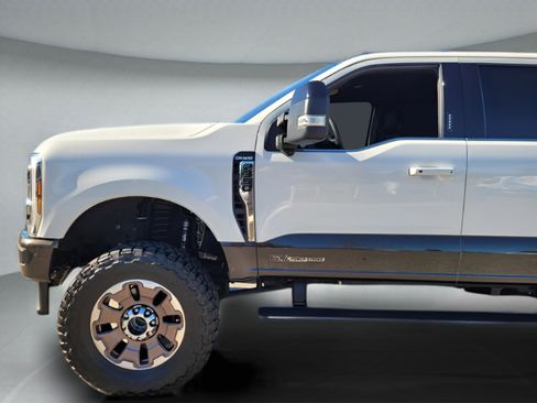 Used 2024 Ford F350 King Ranch image 34