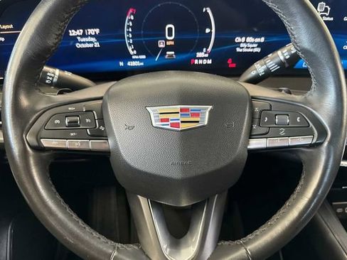 Certified 2024 Cadillac XT4 Premium Luxury image 27