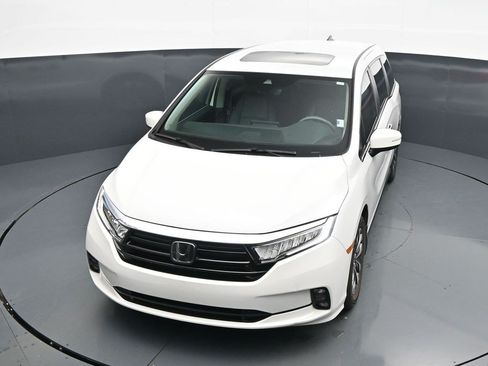 Used 2024 Honda Odyssey EX-L image 15