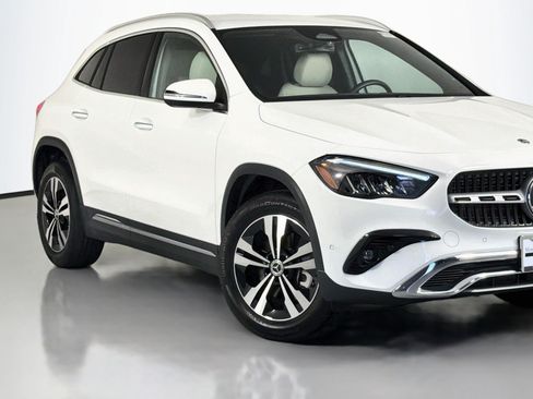 Certified 2025 Mercedes-Benz GLA 250 image 15