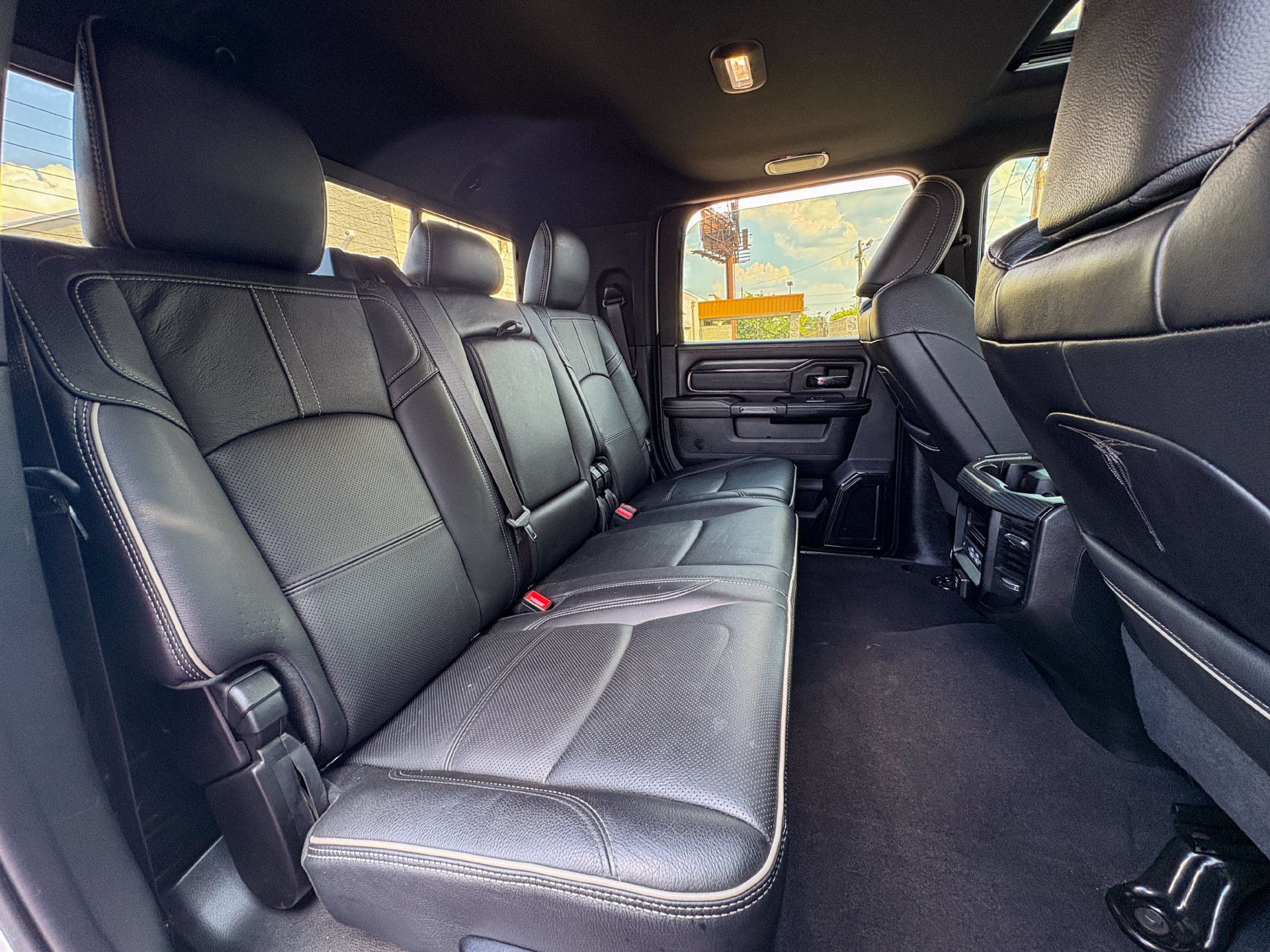 Used 2024 RAM 2500 Limited AWD/4WD image 28