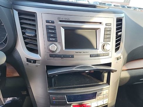 Used 2014 Subaru Outback 2.5i Limited w/ Moonroof Package image 20