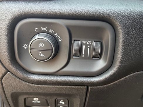 Used 2025 RAM 1500 Laramie w/ Advanced Safety Group II AWD/4WD image 47