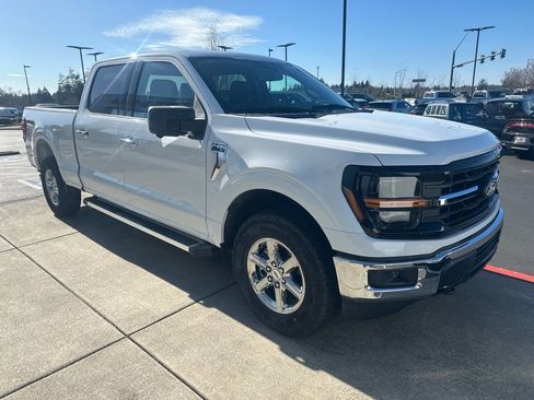 Used 2024 Ford F150 XLT w/ Tow/Haul Package image 6