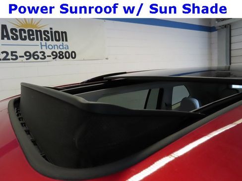 Used 2024 GMC Acadia Denali image 28