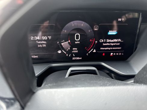 Used 2024 GMC Acadia Denali w/ Super Cruise Package FWD image 8