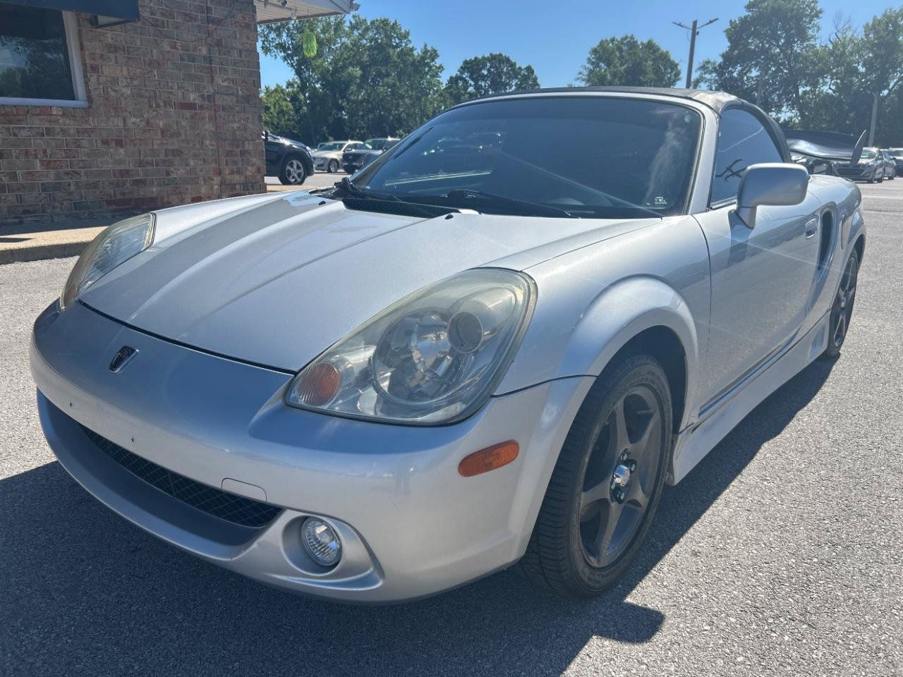 Used 2003 Toyota MR2 RWD image 1