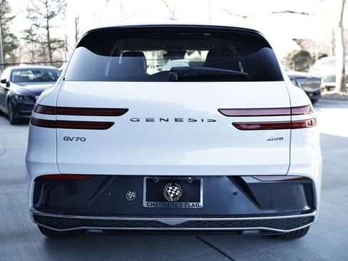New 2026 Genesis GV70 2.5T Advanced image 9