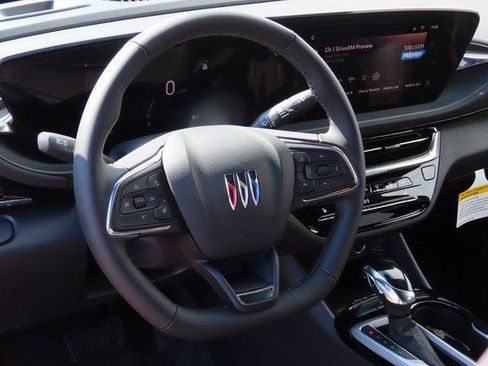 New 2025 Buick Envista Avenir image 43