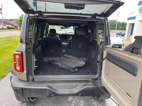 Used 2025 Ford Bronco Badlands AWD/4WD image 10